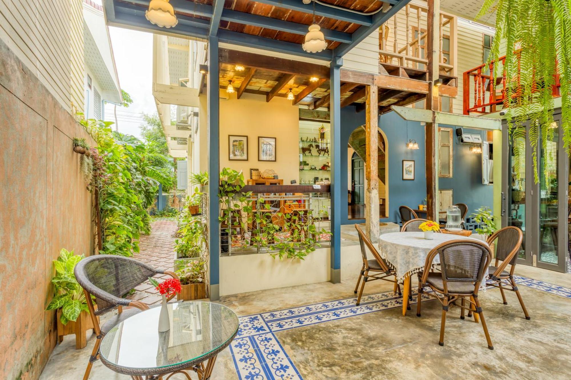 Priya Boutique House Acomodação com café da manhã Banguecoque Exterior foto