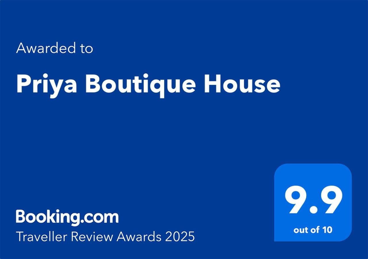 Priya Boutique House Acomodação com café da manhã Banguecoque Exterior foto